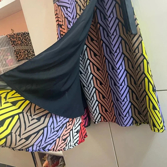 Womens Wrap asymmetrical Flare Skirt Faux Leather Belt Size S/ M Multicoloured - Picture 2 of 8